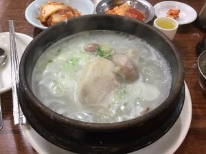 サムゲタン